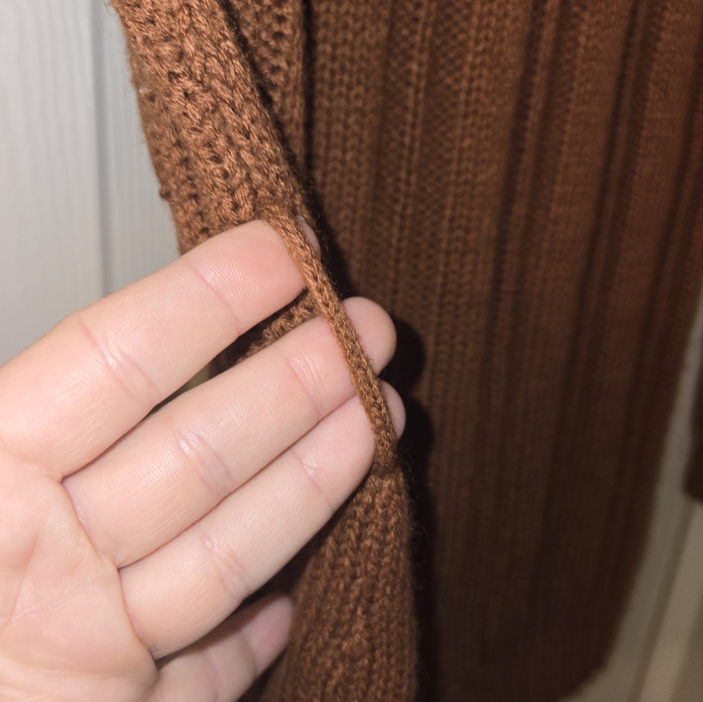 Suzy Shier Burnt Orange Sweater - Picture 6 of 7